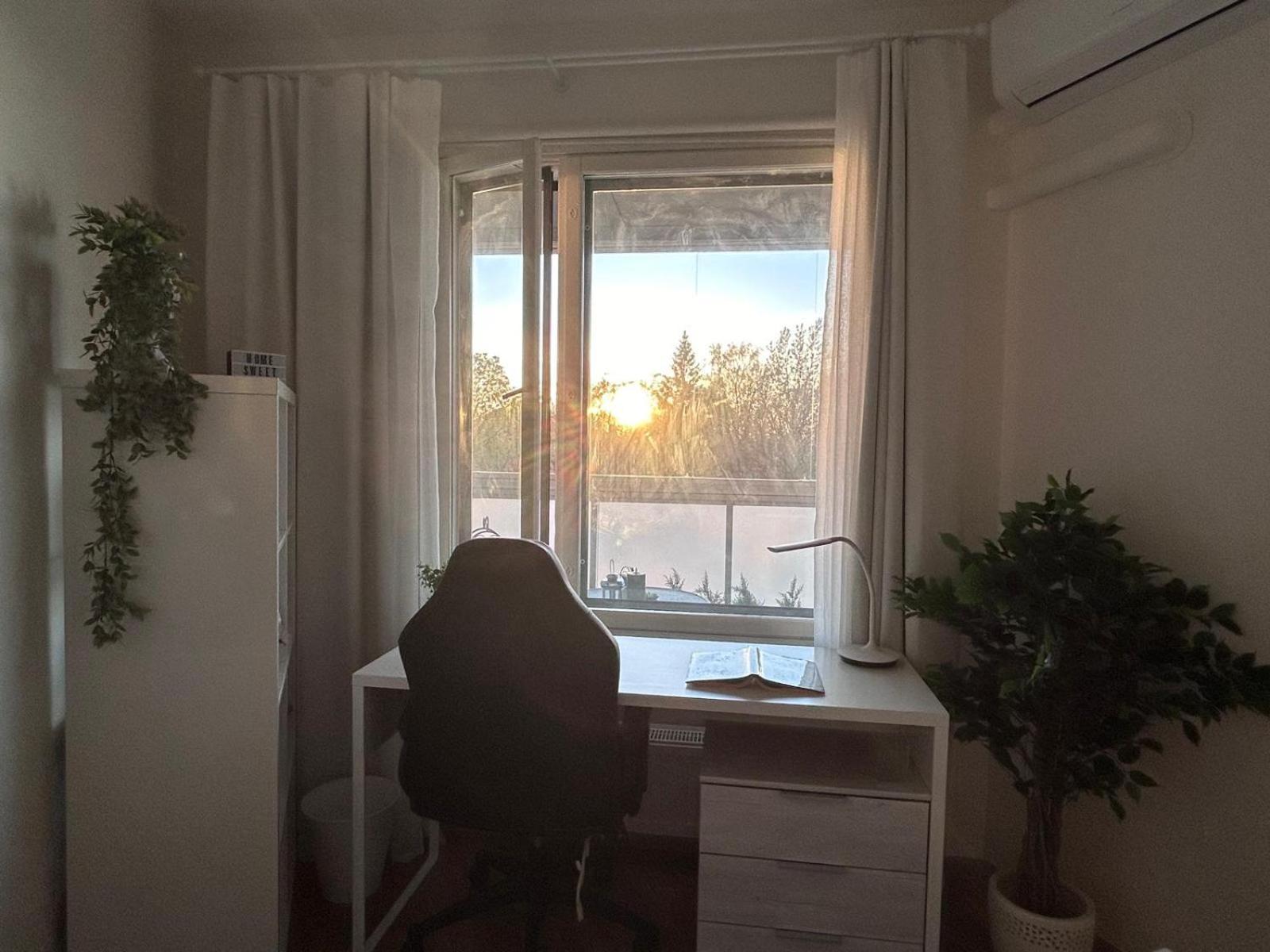Stella'S Apartment - City Center - Free Secure Parking - Big Sun Terrace - Air Conditioning - Wifi - Tram To The Tallinn Bus Station And Old Town Eksteriør bilde