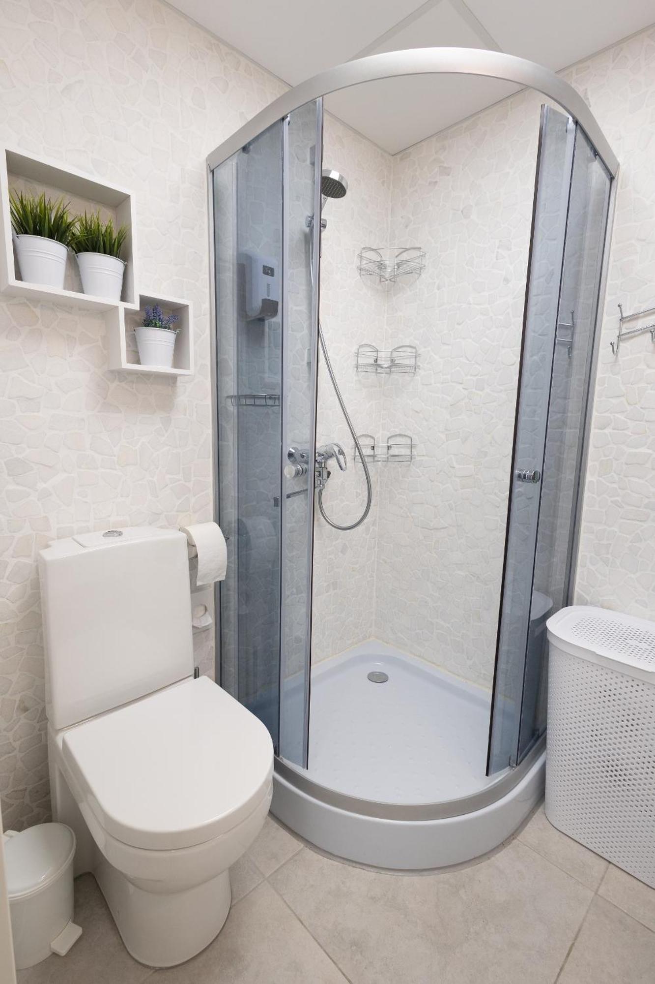 Stella'S Apartment - City Center - Free Secure Parking - Big Sun Terrace - Air Conditioning - Wifi - Tram To The Tallinn Bus Station And Old Town Eksteriør bilde